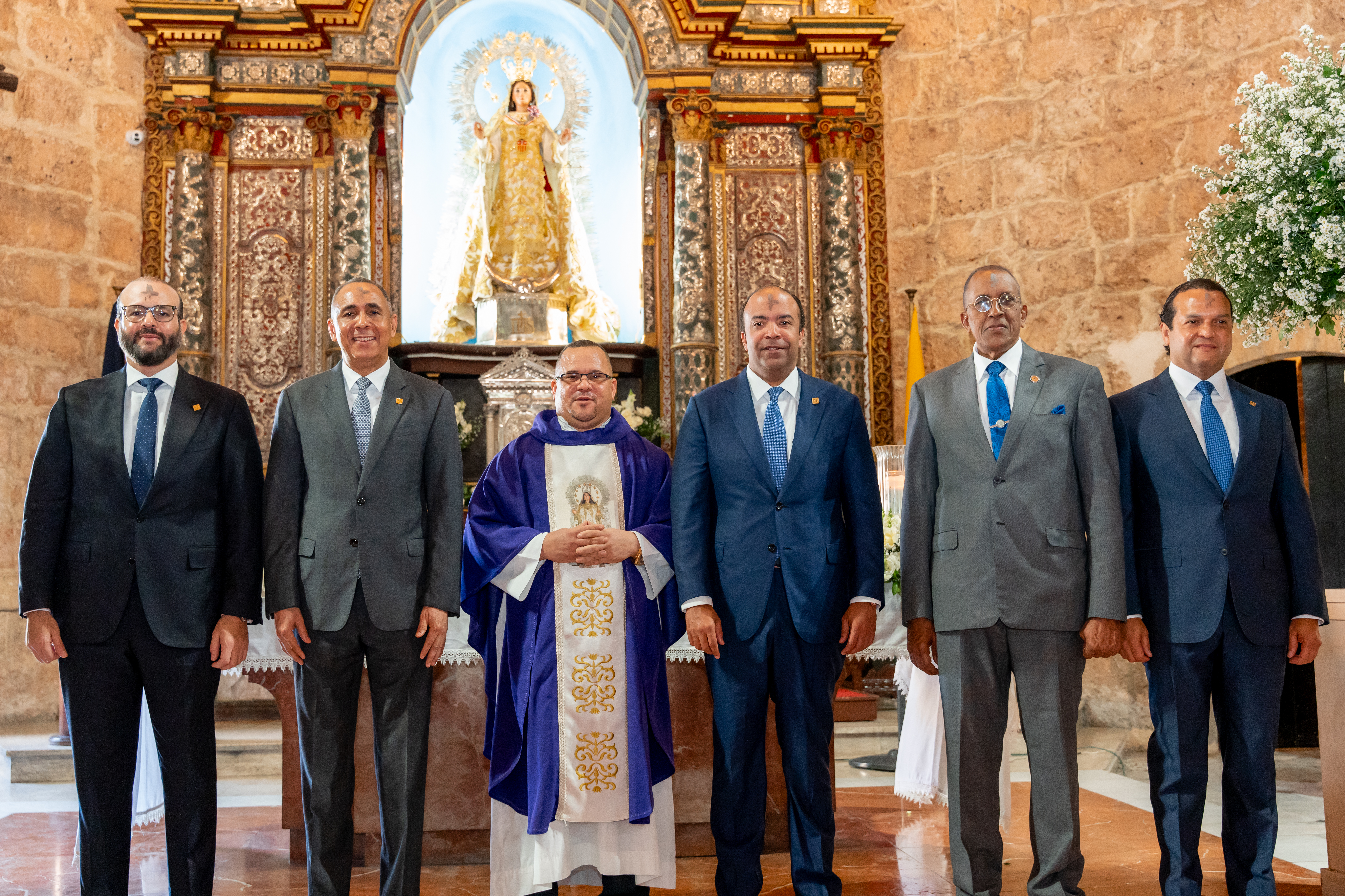 Emotiva Misa de Acción de Gracias para conmemorar el 23 aniversario de Seguros Reservas